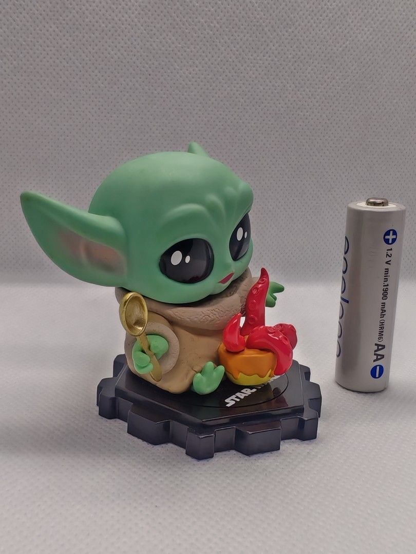 Hot Toys Cosby Grogu (Category: Figurines & Statues) located in Baguio. Submitted by cjshunts (Listing ID 1380605192, Image 3). Description: Hot Toys Cosby Grogu Super cutie Good Condition Location: Baguio City Payment before drop/ship Shipping fee at buyer's expense 650php ☑️.