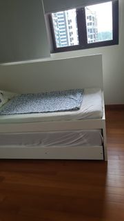 (Category: ) located in . Submitted by akc777 (Listing ID 1380539129, Image 1). Description: .