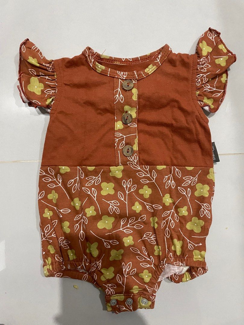 Jumper bayi (Kategori: Baju Bayi) berada di Bekasi. Dikirim oleh salsavirginia1999 (ID iklan 1380621713, Gambar 1). Deskripsi: Untuk usia 3-6 bulan, bekas pemakaian pribadi.