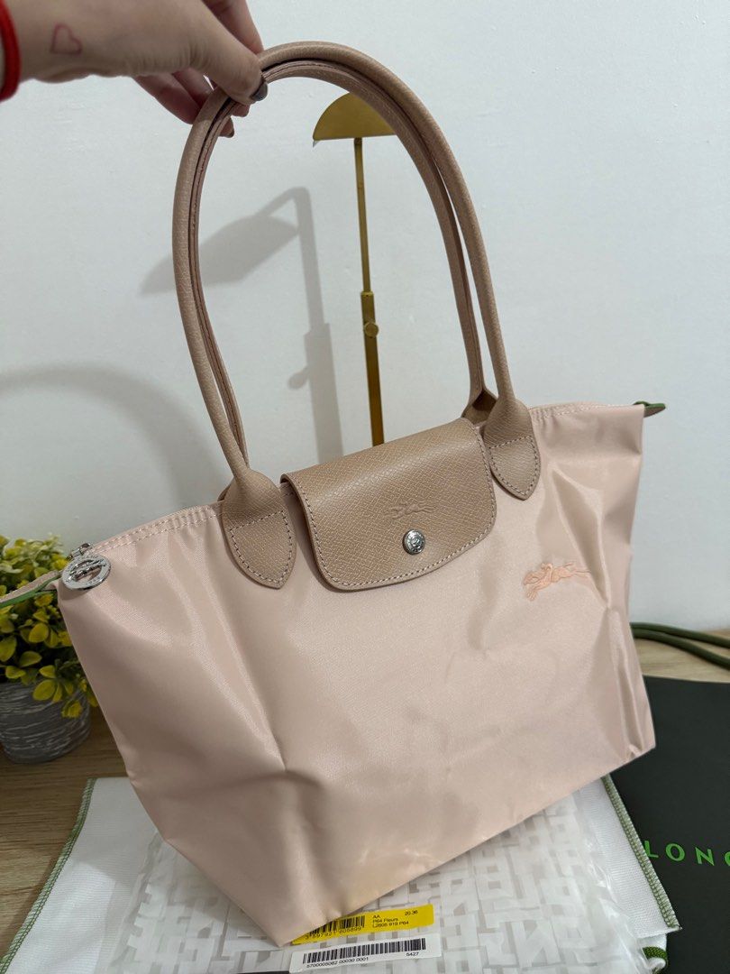Longchamp green series medium long handle fleurs (Category: Luxury Bags & Wallets) located in Cabuyao City. Submitted by baglover1111 (Listing ID 1380639812, Image 2). Description: Brand new complete inclusions Guaranteed authentic .