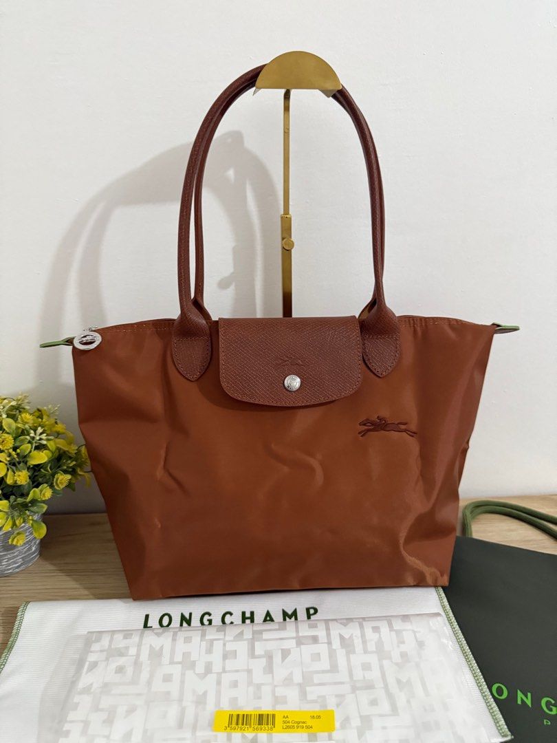 Longchamp medium green series cognac (Category: Luxury Bags & Wallets) located in Cabuyao City. Submitted by baglover1111 (Listing ID 1380636230, Image 2). Description: Brand new complete inclusions Guaranteed authentic .