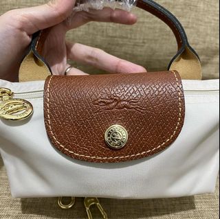 (Category: ) located in . Submitted by billionairebags (Listing ID 1380611761, Image 1). Description: .