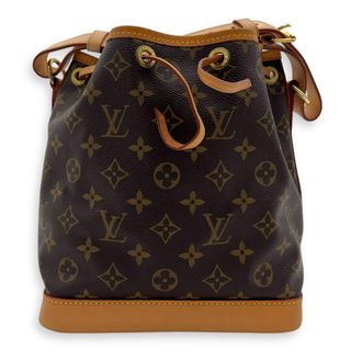 (Category: ) located in . Submitted by carousellluxury (Listing ID 1380553029, Image 1). Description: .