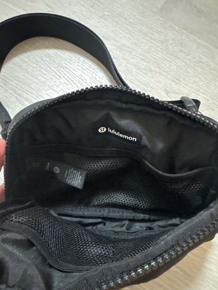 Lululemon x Mickey mouse (Category: Cross-body Bags) located in Makati City. Submitted by hotstuff00 (Listing ID 1380535165, Image 2). Description: .