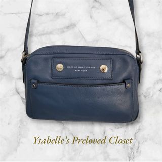 (Category: ) located in . Submitted by ysabellesprelovedcloset (Listing ID 1380518718, Image 1). Description: .