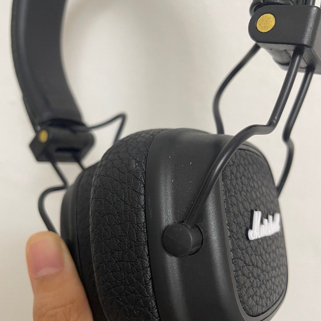Marshall Major III Bluetooth Wireless Headphone (Black)63221262380417113
