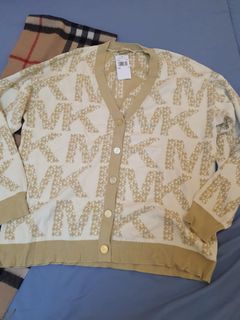 (Category: ) located in . Submitted by fashion_fab (Listing ID 1380657481, Image 1). Description: .