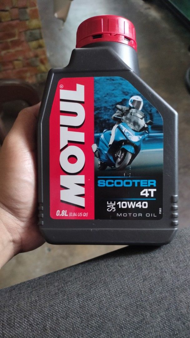 motul scooter 10w40 800ml (Category: Maintenance Fluids and Filters) located in Bacoor. Submitted by gablegaspi0216 (Listing ID 1380512507, Image 1). Description: original motul authorized dealer motul ph molino 2 bacoor.