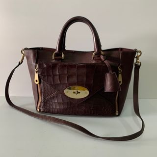 (Category: ) located in . Submitted by vintagebrandedstore (Listing ID 1380562188, Image 1). Description: .