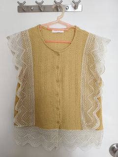 (Category: ) located in . Submitted by plaidwardrobe (Listing ID 1380511318, Image 1). Description: .