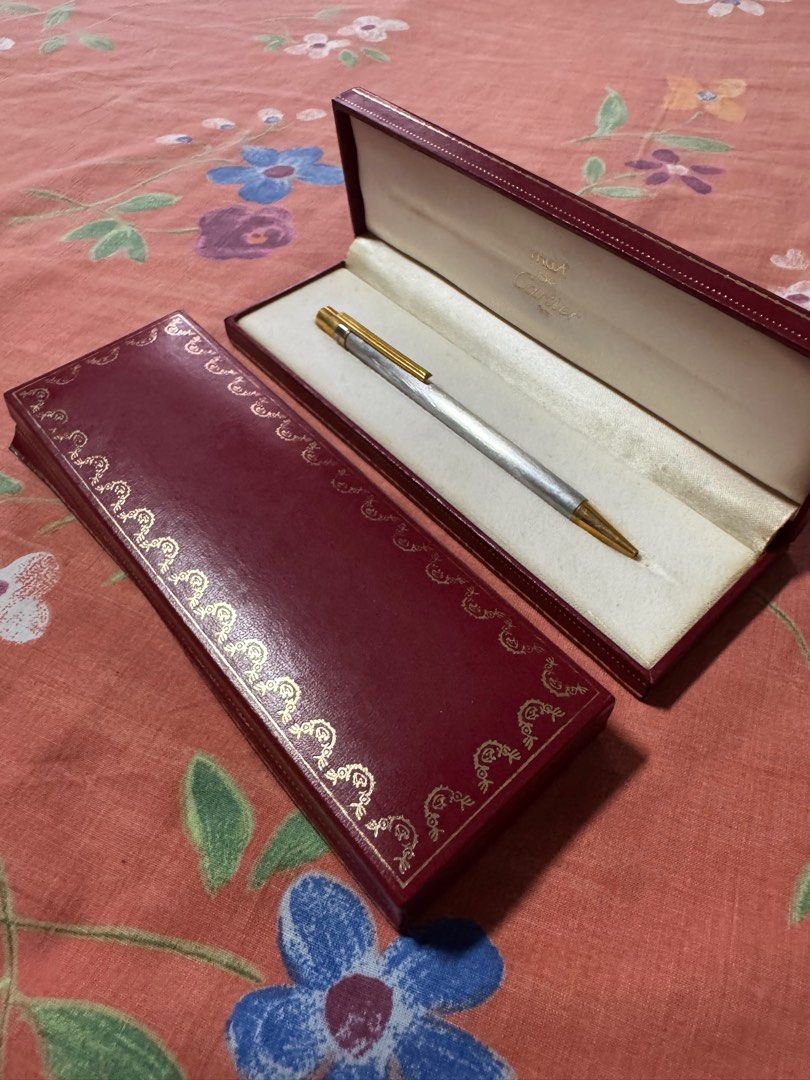 Original Cartier Pen (Category: Luxury Accessories) located in Dasmarinas. Submitted by _tiaaachiii (Listing ID 1380694450, Image 1). Description: .