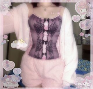 (Category: ) located in . Submitted by shoplikeisa (Listing ID 1380575389, Image 1). Description: .
