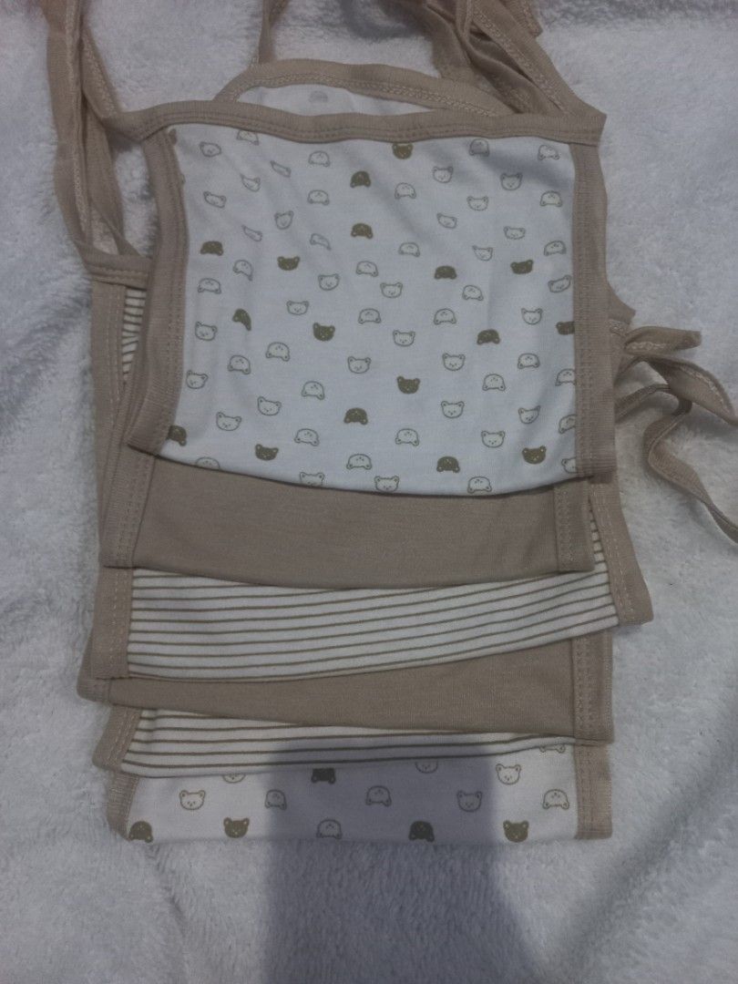 Popok kain bayi 6pcs[nett] (Kategori: Orang Tua, Bayi & Anak - Lainnya) berada di Pekalongan. Dikirim oleh lemari_nadhif (ID iklan 1380607045, Gambar 1). Deskripsi: .