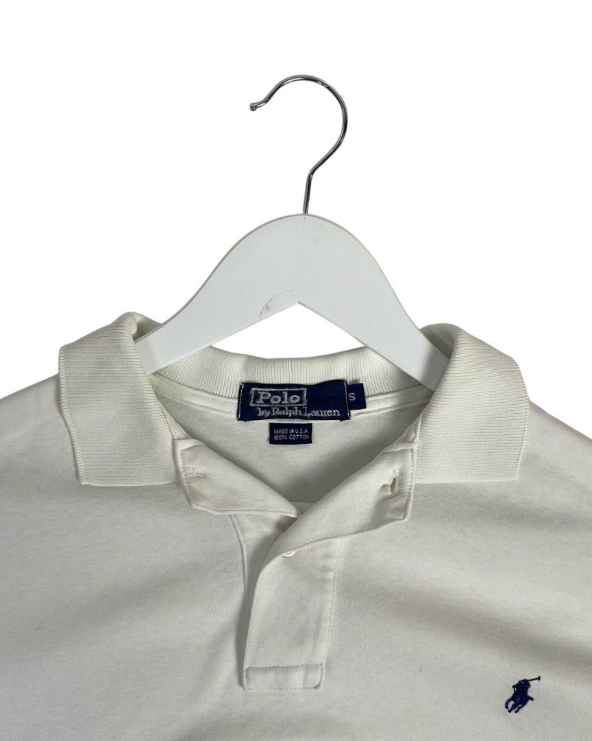 Ralph Lauren White Polo Shirt (Category: Tshirts & Polo Shirts ) located in Davao. Submitted by vintique.ph (Listing ID 1380600224, Image 2). Description: RL | Men’s Polo Shirt White Size on tag: S Dimes: 21 x 26 Very good condition Issue: washable stain Item washed and clean, ready to wear! GRAB (automatically yours) Steal and Grab ends 24h after commenting. Send us an 𝗼𝗿𝗱𝗲𝗿 𝗳𝗼𝗿𝗺 afterwards to confirm order! 𝗦𝘁𝗿𝗶𝗰𝘁𝗹𝘆 𝗻𝗼 𝗱𝗲𝗹