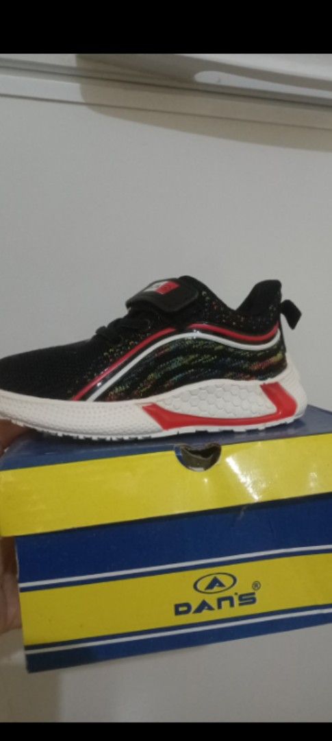 Sepatu Dan's size 23 (baru) (Kategori: Orang Tua, Bayi & Anak - Lainnya) berada di Malang. Dikirim oleh hafsah03 (ID iklan 1380692090, Gambar 3). Deskripsi: di jual sepatu anak Dan's size 23 baru lokasi malang.