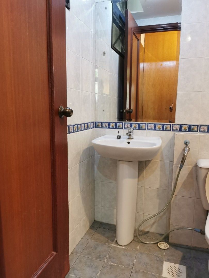 Spacious and Cozy Room in Serene Condo. Only 10 Min from Canberra MRT Station63225678982657114