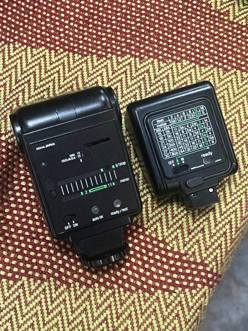 Sunpak Electronic Film Flash (Category: Flashes) located in Quezon City. Submitted by ulapaap (Listing ID 1380547770, Image 2). Description: Sunpak Auto 140 Electronic Flash (Hot Shoe Mount, Compact Type) - Compact, lightweight automatic flash for film and digital cameras - Hot shoe mount compatible with most 35mm SLRs and rangefinders - Auto and manual flash modes with two aperture settings - Guide number: GN 45 ft (ISO 100) - Requires 2x AA bat