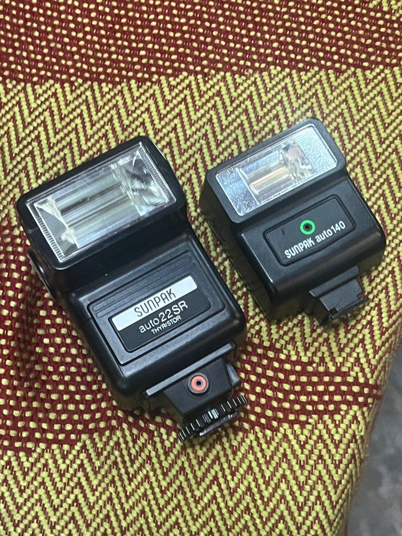 Sunpak Electronic Film Flash (Category: Flashes) located in Quezon City. Submitted by ulapaap (Listing ID 1380547770, Image 1). Description: Sunpak Auto 140 Electronic Flash (Hot Shoe Mount, Compact Type) - Compact, lightweight automatic flash for film and digital cameras - Hot shoe mount compatible with most 35mm SLRs and rangefinders - Auto and manual flash modes with two aperture settings - Guide number: GN 45 ft (ISO 100) - Requires 2x AA bat