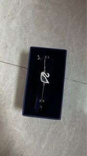 (Category: ) located in . Submitted by lingxshop (Listing ID 1380601741, Image 1). Description: .