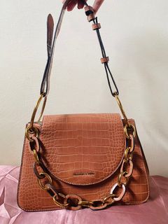 (Kategori: ) berada di . Dikirim oleh aprill47 (ID iklan 1380496632, Gambar 1). Deskripsi: .