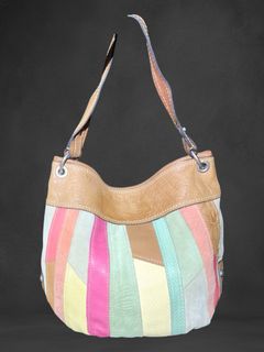 (Kategori: ) berada di . Dikirim oleh tas.vintage.sha_num (ID iklan 1380570426, Gambar 1). Deskripsi: .