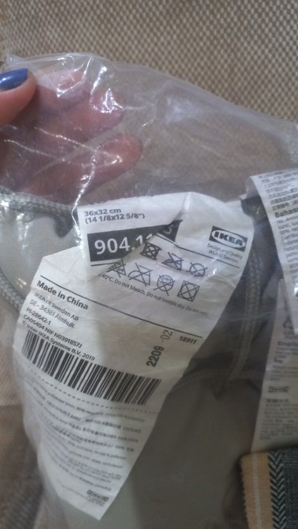 Throw Pillow case and seat cushion Ikea Bundle (Category: Cushions & Throws) located in Gattaran. Submitted by uploadtounload (Listing ID 1380498911, Image 2). Description: add sf.