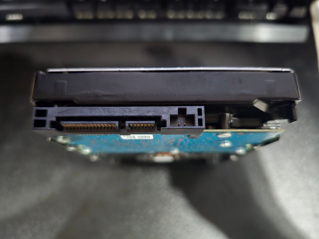 Toshiba DT01ACA200 2TB 3.5 Inch Hard Disk HDD (Category: Hard Disks & Thumbdrives) located in Singapore. Submitted by oliviasurplus (Listing ID 1380560262, Image 3). Description: ✅Used and fully working , see photo for test results ✅Location : Below HDB Block 838 Hougang Central postal code 530838 (Next to Hougang MRT Exit A and Hougang Bus Interchange) Refer to last photo for map of location ✅ Time : Between 7pm to 10pm on (Monday to Friday) Bef