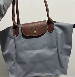 (Kategori: ) berada di . Dikirim oleh comeandbuy.id2 (ID iklan 1380681562, Gambar 1). Deskripsi: .
