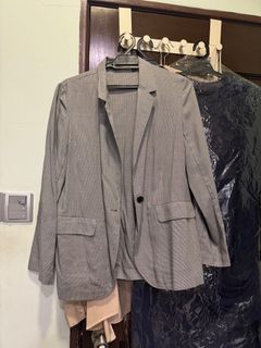 (Category: ) located in . Submitted by auniqstna (Listing ID 1380516590, Image 1). Description: .