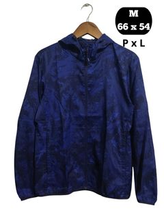 (Kategori: ) berada di . Dikirim oleh wearing.uniq (ID iklan 1380496310, Gambar 1). Deskripsi: .