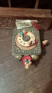(Kategori: ) berada di . Dikirim oleh vintagelovestore (ID iklan 1380519654, Gambar 1). Deskripsi: .