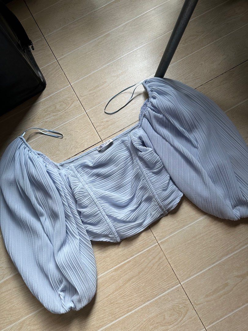 Zara preloved S (Category: Blouses) located in Cebu City. Submitted by monits (Listing ID 1380602095, Image 2). Description: .