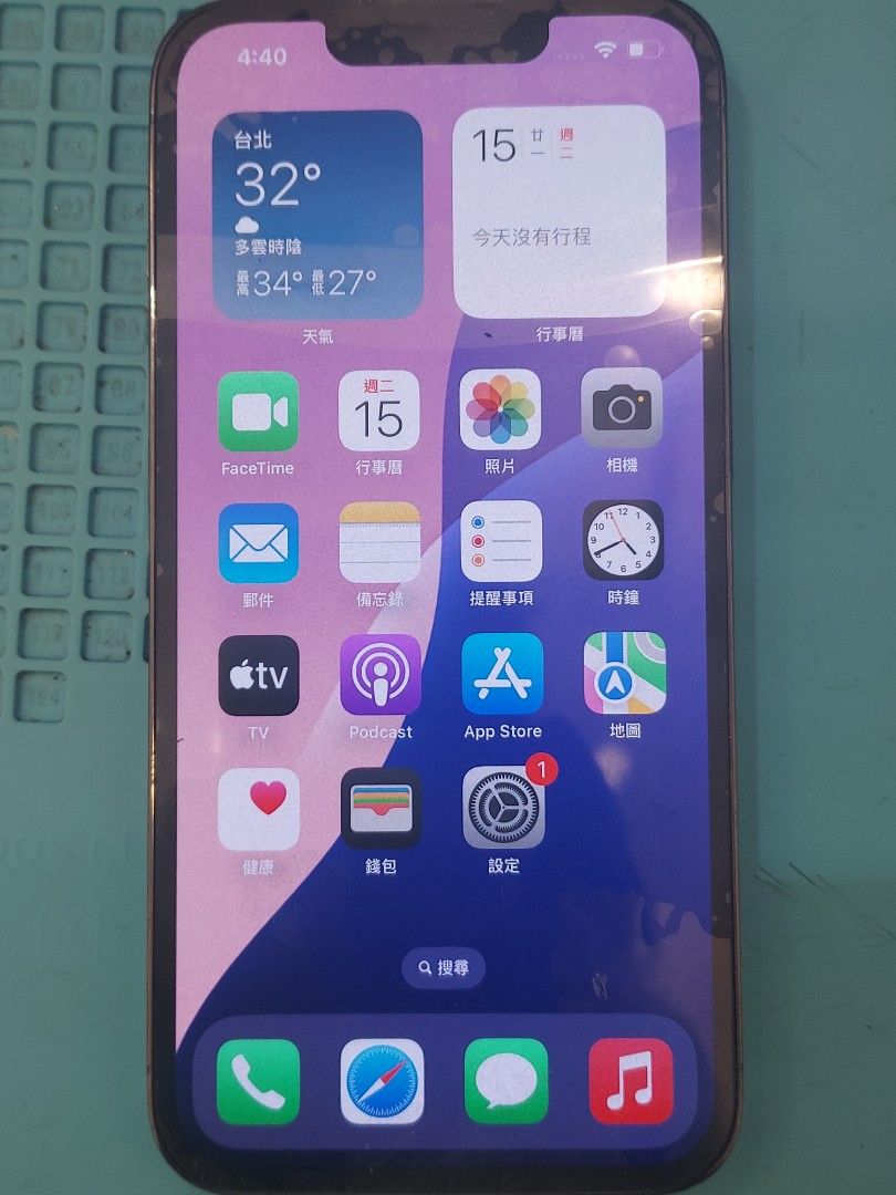 由 williamwu588313 (刊登 ID 1380787399，圖片 1) 提交，位於 台北市 (Taipei) 的 13PRO (類別：iPhone 13 系列)，說明：功能全正常，外觀漂亮 更換過副廠螢幕跟電池。