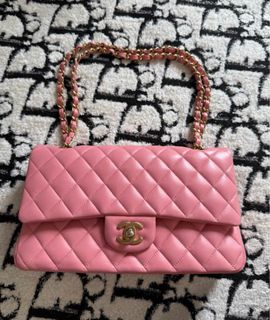 （分類：）位於 。 由 bellize.luxury 提交（商品編號 1380881874，圖片 1）。簡介： 。