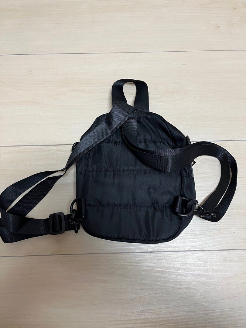 由 lxzz123 (刊登 ID 1380812904，圖片 2) 提交，位於 台南市 (Tainan) 的 萊恩後背包 (類別：其他外出用品)，說明：是很可愛的萊恩後背包 適合小朋友出遊 售出後不做退換 歡迎詢問 邁X變可含運。