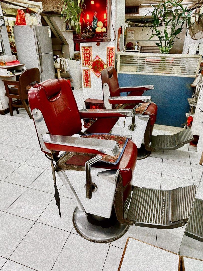🌟上海理髮/真皮油壓式理髮椅/古董/Barber shop/髮廊, 傢俬＆家居, 傢俬, 椅子- Carousell