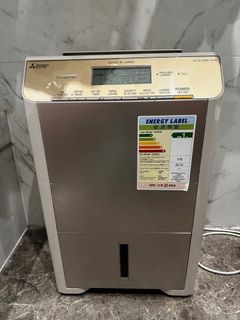 （分類：）位於 。 由 jblhometheater2 提交（商品編號 1380772277，圖片 1）。簡介： 。