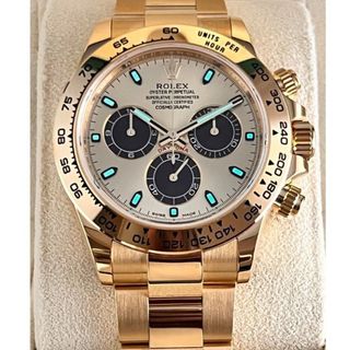 (Category: ) located in . Submitted by 0000watchcollectsg (Listing ID 1380773079, Image 1). Description: .