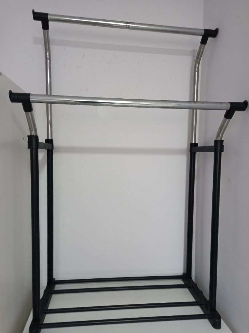 Adjustable Clothes Rack64885411144066111