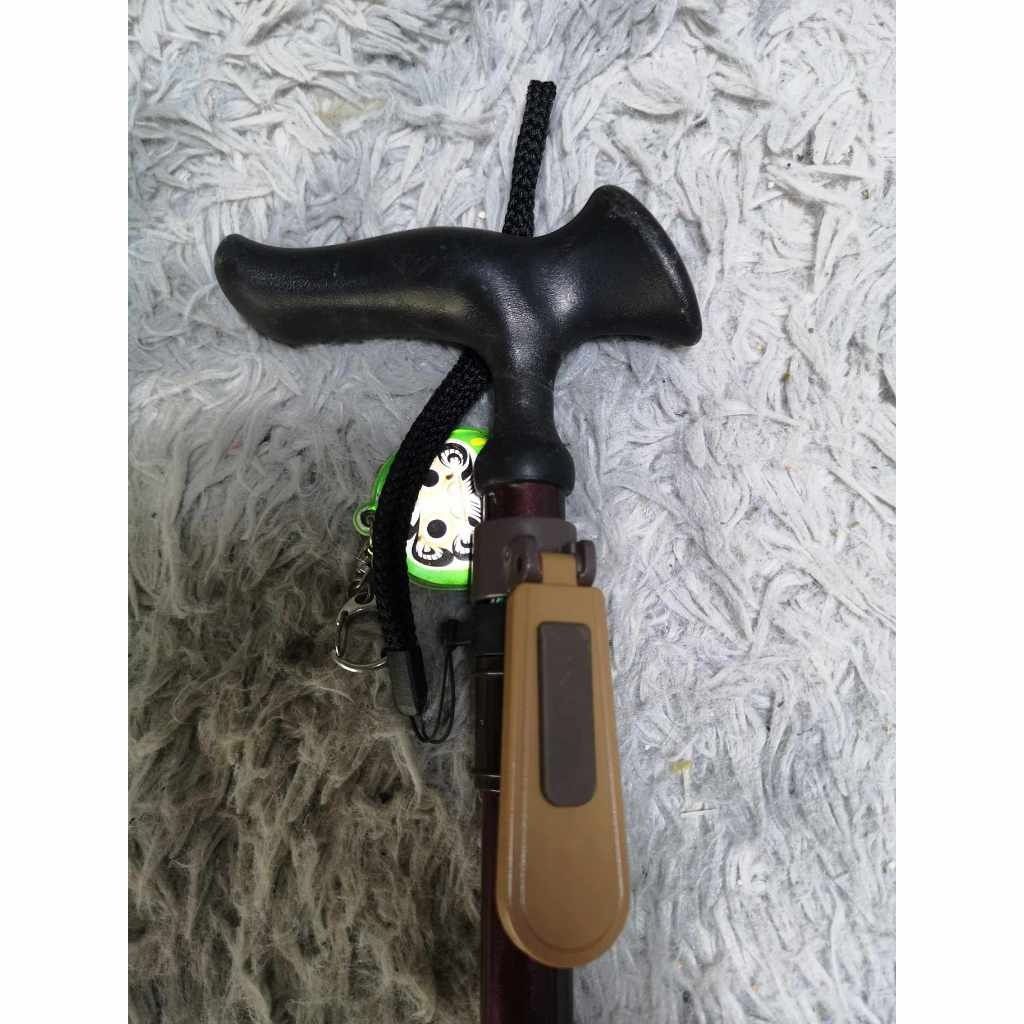 Alloy Adjustable walking Stick. (Category: Medical Supplies & Tools) located in Santa Cruz. Submitted by jmy_surplus.2 (Listing ID 1380855054, Image 3). Description: 30% Size ; L - 32 W - 1.4 H - 5 Color ; Black Type ; Walking Stick Brand ; No brand Material ; Alloy Style ; Alloy Adjustable Walking stick LR - 57 JMY1.