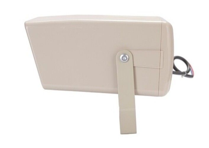 Analog Horn Speaker 10w 100V (Category: Office & Business Technology) located in Quezon City. Submitted by goodviberco (Listing ID 1380795326, Image 1). Description: 70/100V Line.