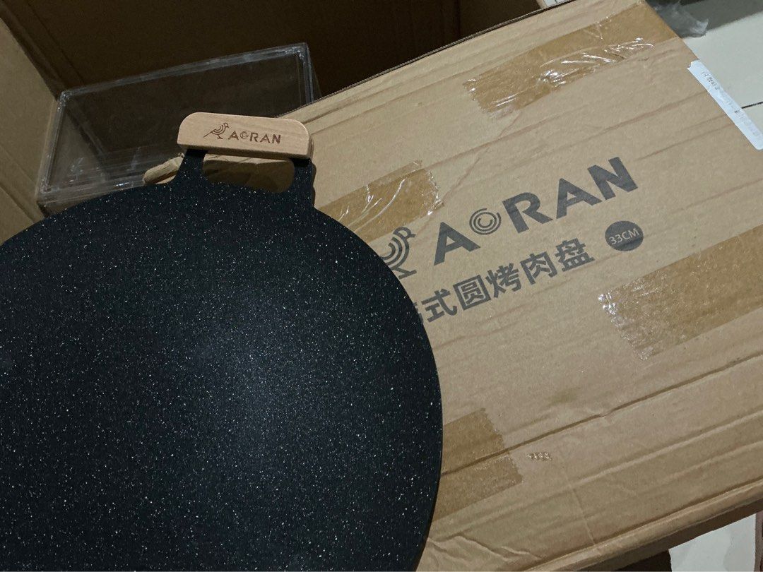 Aoran Outdoor and Indoor Pan (Category: Other Kitchenware & Tableware) located in Antipolo. Submitted by jvcnkl (Listing ID 1380716224, Image 3). Description: Brand New Aoran Outdoor and Indoor Pan with free tong.