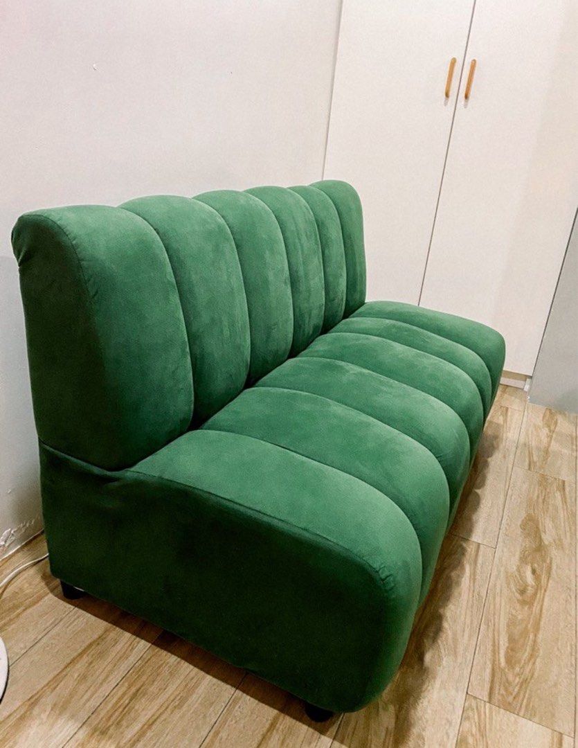 Banana Couch / Sofa for sale (Category: Sofas) located in Manila. Submitted by unit839 (Listing ID 1380889415, Image 3). Description: Super nice in actual Can fit 3 people 140cm x 70cm Pickup or lalamove delivery Silang, Cavite.