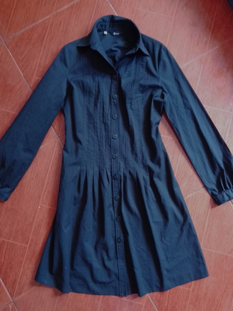biem black dress (Category: Dresses) located in Pasig City. Submitted by mxriem_ (Listing ID 1380713567, Image 1). Description: fits xs-small button up dress length is above the knee (im 5'2) mod: lalamove mop: gcash dm me for when worn.