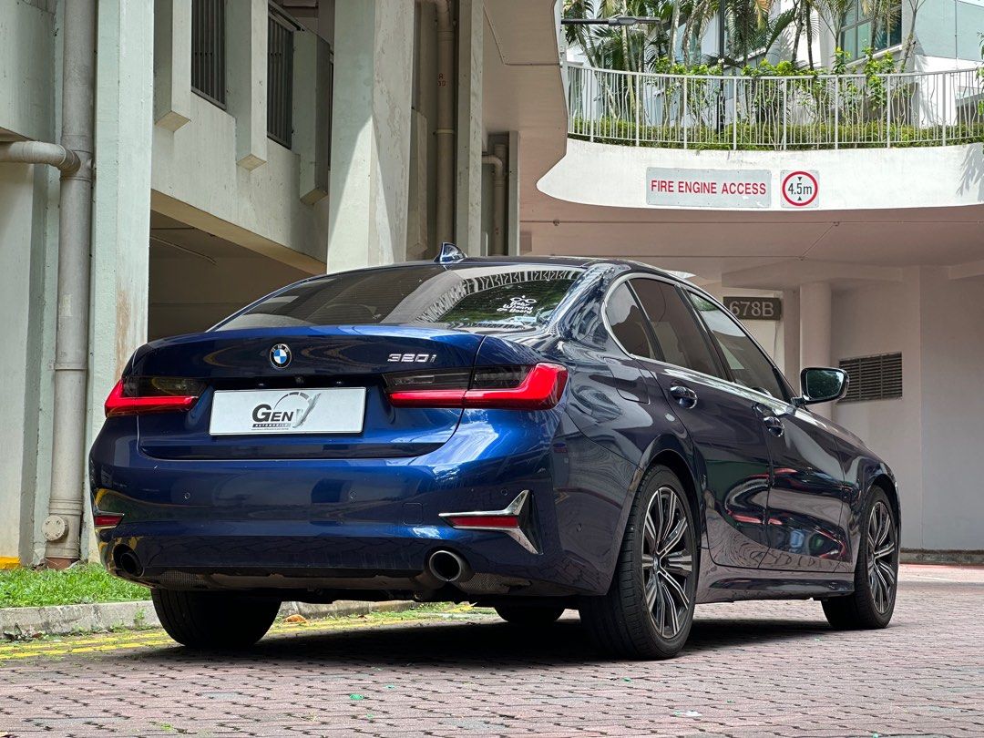 BMW 3 Series Sedan 320i Highline (A) (Category: Used Cars) located in Singapore. Submitted by kennygenyautomobile (Listing ID 1380782942, Image 3). Description: Well maintained Unit , Fully maintained at PML. Extended warranty till 2028 by PML . Trade in Available, Flexible loan scheme. Contact me to own this beauty . Appointment Base only . .