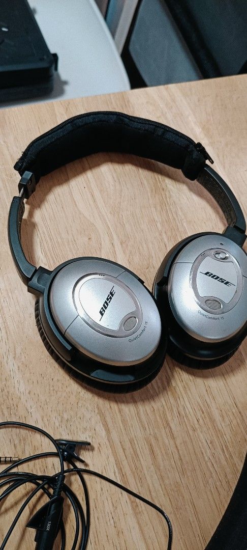 BOSE QC15 (non working) (Category: Headphones & Headsets) located in Paranaque City. Submitted by mispelled (Listing ID 1380776621, Image 3). Description: selling a Bose QC-15 Noise Cancelling headphones. *Does not power on anymore. last used 6 months ago. what you see is what you get..comes with BT adaptor. selling for parts or you can have it repaired. Paranaque Area..