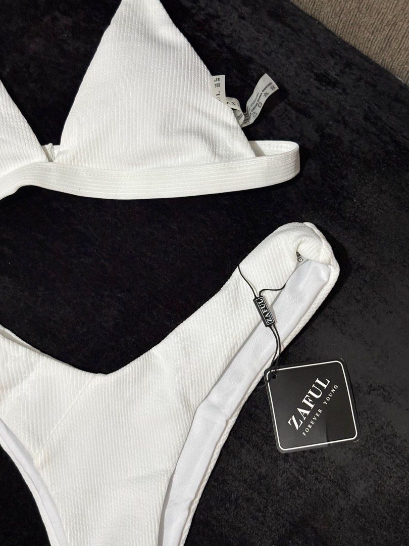 Brand new white 2 pc bikini / swimsuit (Category: Bikinis & Swimsuits) located in Batangas. Submitted by mad__max (Listing ID 1380757479, Image 3). Description: Size Medium Brand new with tag Payment first Shipping to be shouldered by buyer :) Mop: bank transfer/gotyme Courier: j&t.