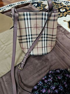 (Category: ) located in . Submitted by hawahbegum (Listing ID 1380833506, Image 1). Description: .