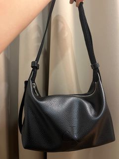 由 yichenlu1159318 (刊登 ID 1380855508，圖片 1) 提交，位於 的 (類別：)，說明：。