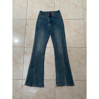 (Kategori: ) berada di . Dikirim oleh thriftkuyy (ID iklan 1380799306, Gambar 1). Deskripsi: .